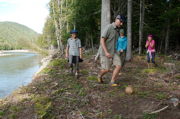 TrailBall - River walk TrailBall - River walk